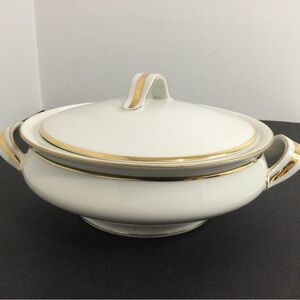 Limoges France Elegant Vintage   Serving Bowl - Classic Porcelain 🇫🇷